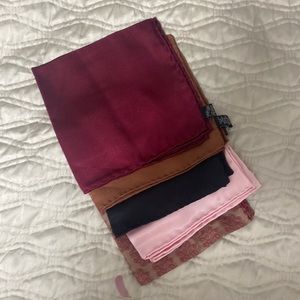 Square pocket bundle of 5.